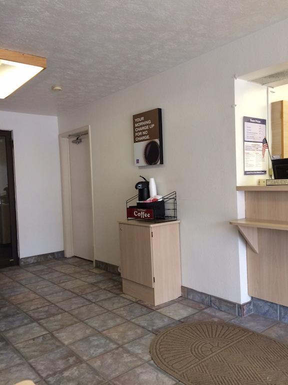 Rodeway Inn Emporia Eksteriør billede